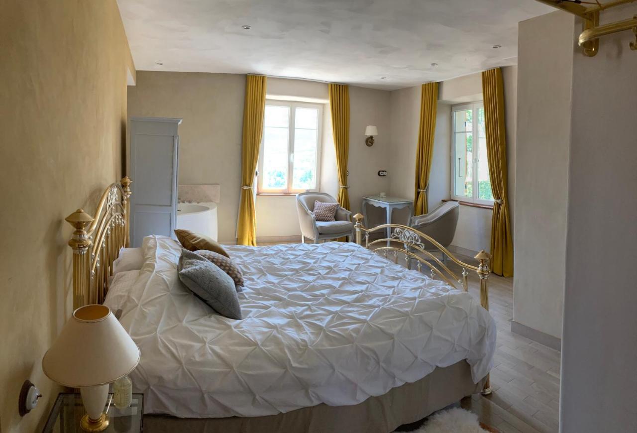 Bed and Breakfast Domaine De Combe Beluze Mison Esterno foto