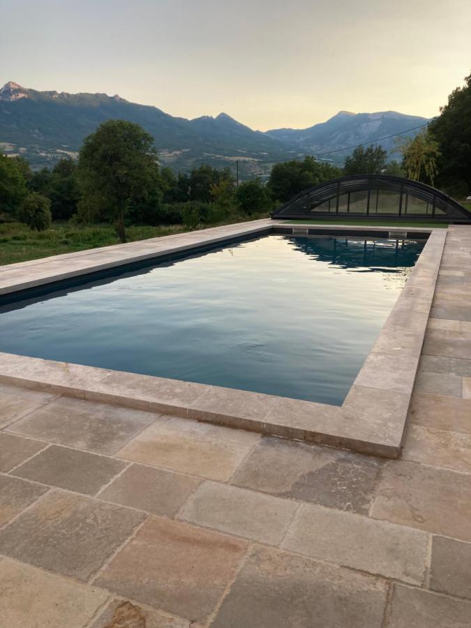 Bed and Breakfast Domaine De Combe Beluze Mison Esterno foto
